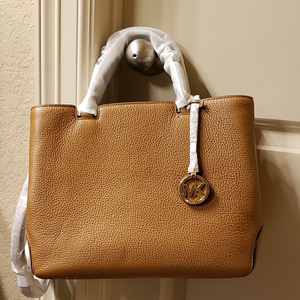 Michael Kors Annabelle bag